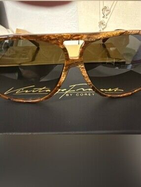 Vintage Frames by Corey Shapiro